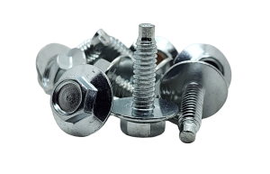 Bolt, Flanged, 1/4-20 in thread, 7/8 in length, Clear Zinc, Body Bolt, 10 pack